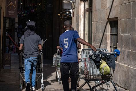 In Spagna la Chiesa a favore di una regolarizzazione di migranti.
